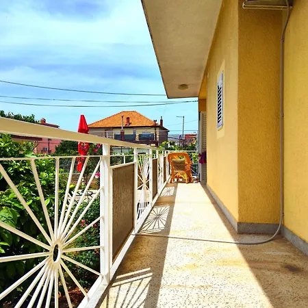Appartement Gabi - Private Parking *