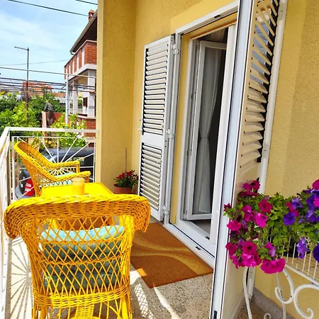 Gabi - Private Parking Appartement *